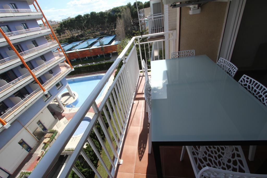 For A Stay Dms III Salou Bagian luar foto